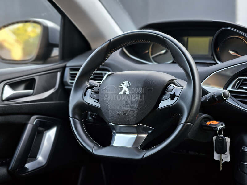 Peugeot 308 BlueHDi - Automa.tik