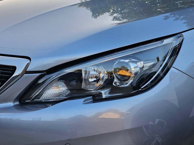 Peugeot 308 BlueHDi - Automa.tik