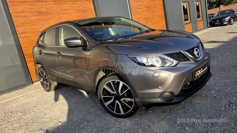 Nissan Qashqai 1.2 360 X-TRONIC FUL