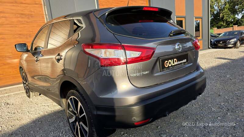 Nissan Qashqai 1.2 360 X-TRONIC FUL