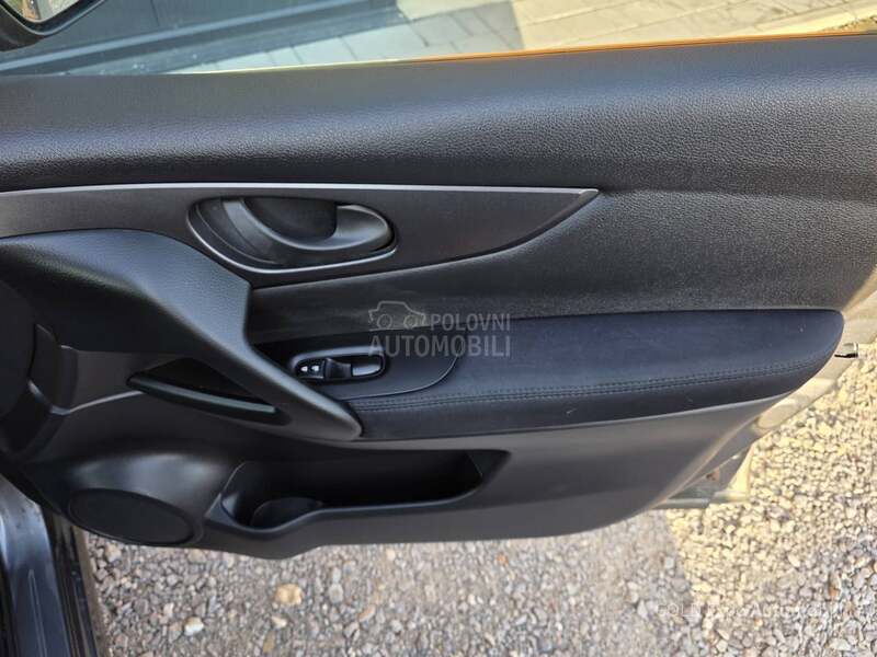 Nissan Qashqai 1.2 360 X-TRONIC FUL