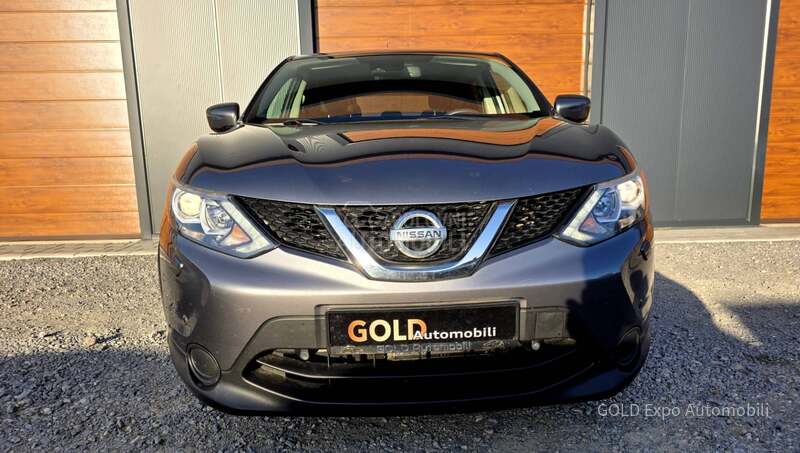 Nissan Qashqai 1.2 360 X-TRONIC FUL