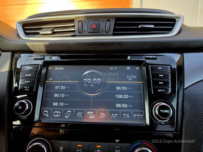 Nissan Qashqai 1.2 360 X-TRONIC FUL