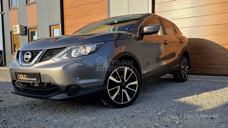 Nissan Qashqai 1.2 360 X-TRONIC FUL