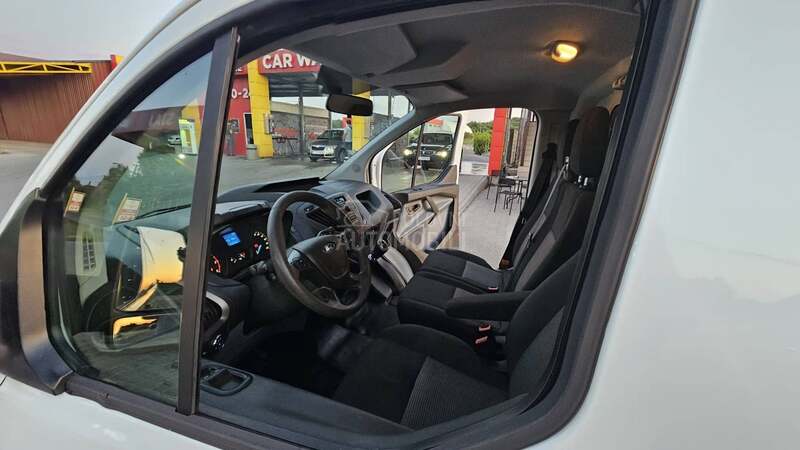 Ford Transit Custom 2.2 TDCi CH