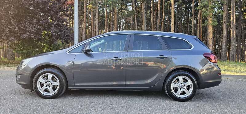 Opel Astra J 2.0 CDTI