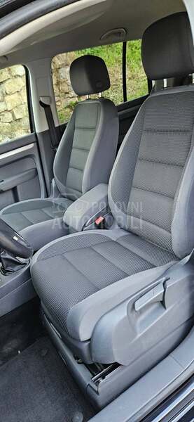 Volkswagen Touran 2.0TDI 7sedista