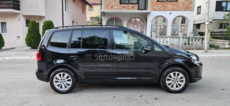 Volkswagen Touran 2.0TDI 7sedista