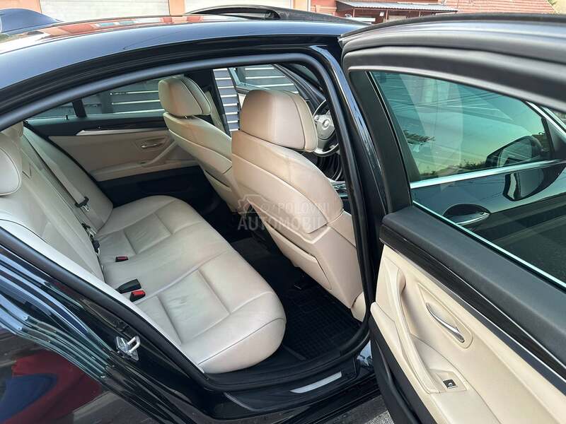 BMW 525 X-Drive/ Šiber/ Nov