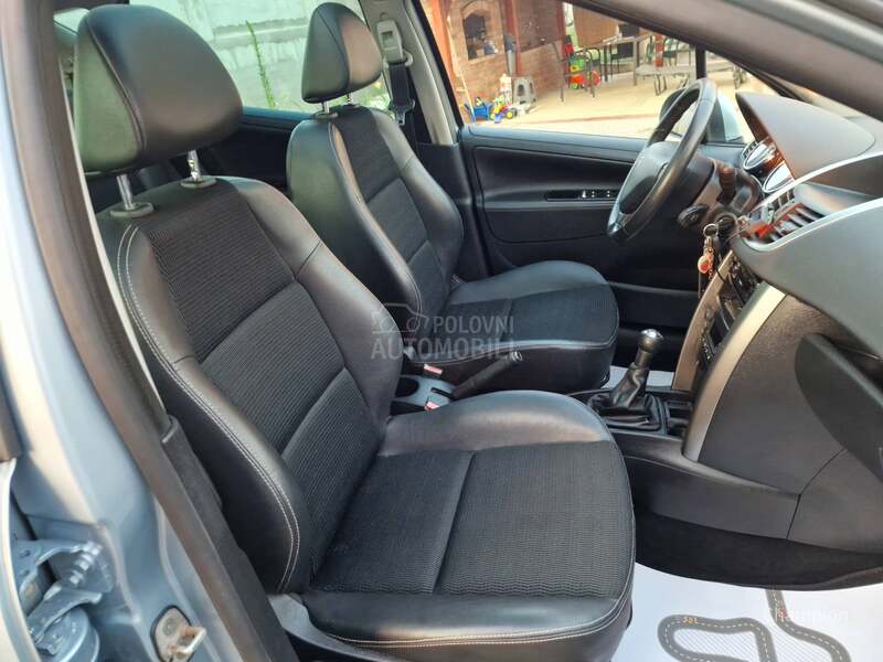 Peugeot 207 Ocuvan na max