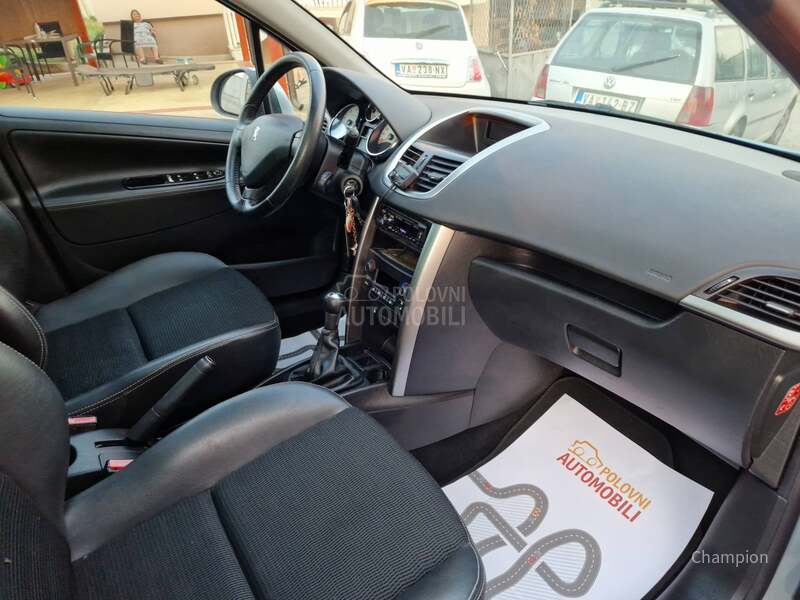 Peugeot 207 Ocuvan na max