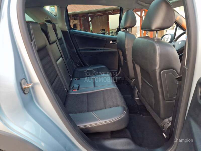 Peugeot 207 Ocuvan na max