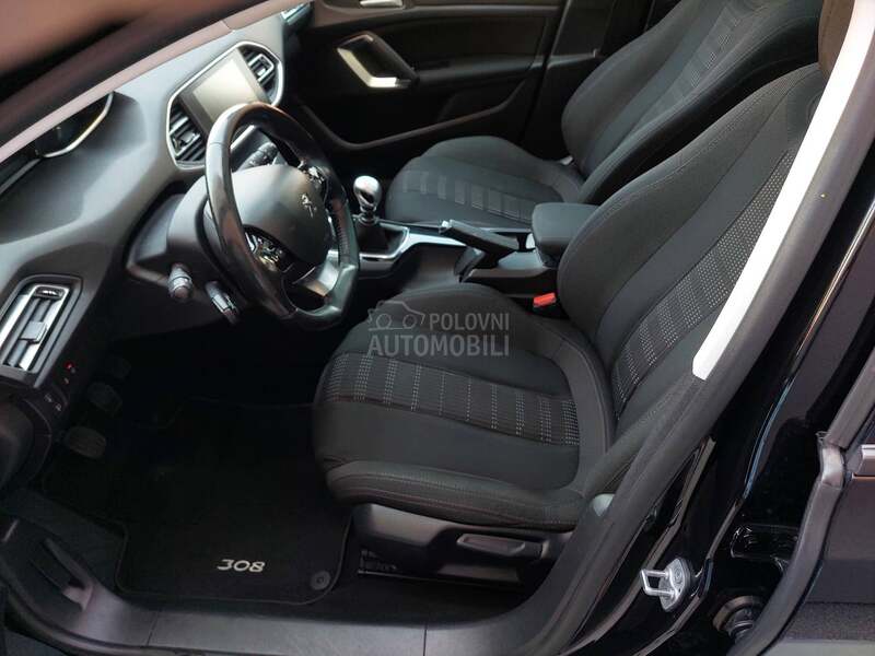 Peugeot 308 1.6HDI PAN/KAM/LED