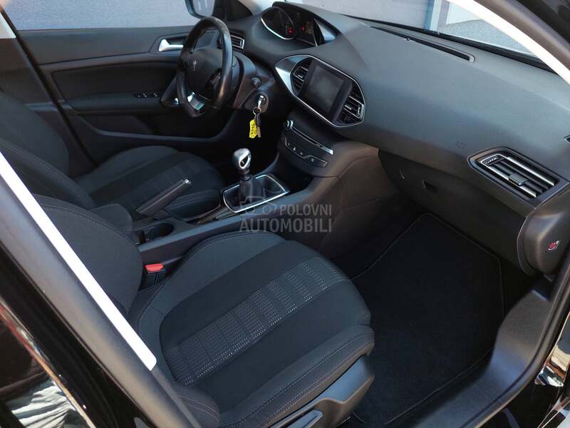 Peugeot 308 1.6HDI PAN/KAM/LED