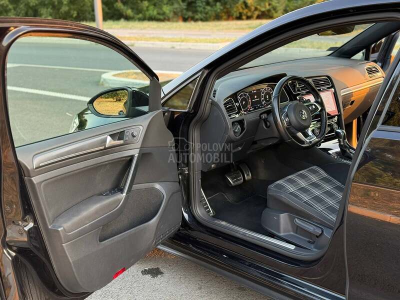 Volkswagen Golf 7 .5 GTD DSG