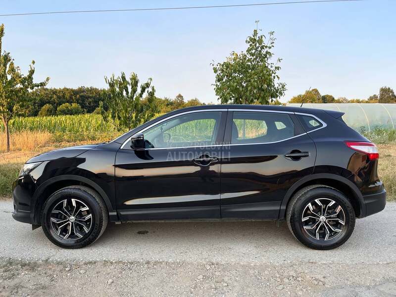 Nissan Qashqai i.z.u.z.e.t.a.n