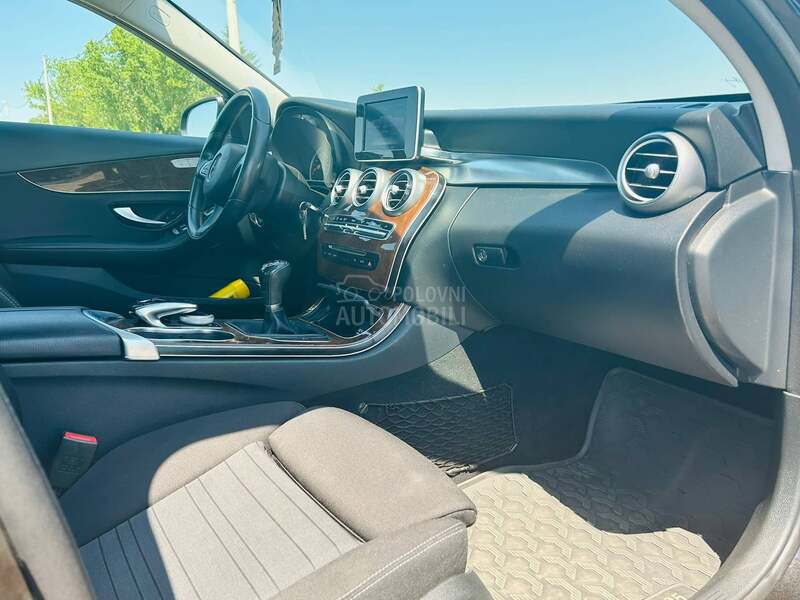 Mercedes Benz C 200 