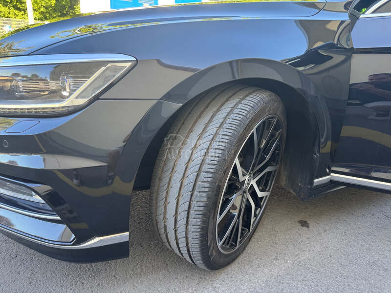 Volkswagen Passat B8 1.6 TDI R LINE