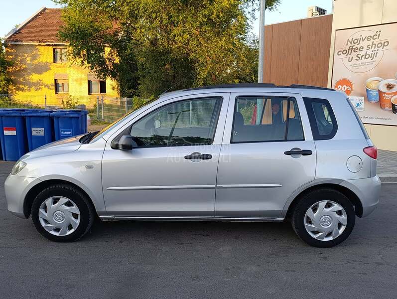 Mazda 2 