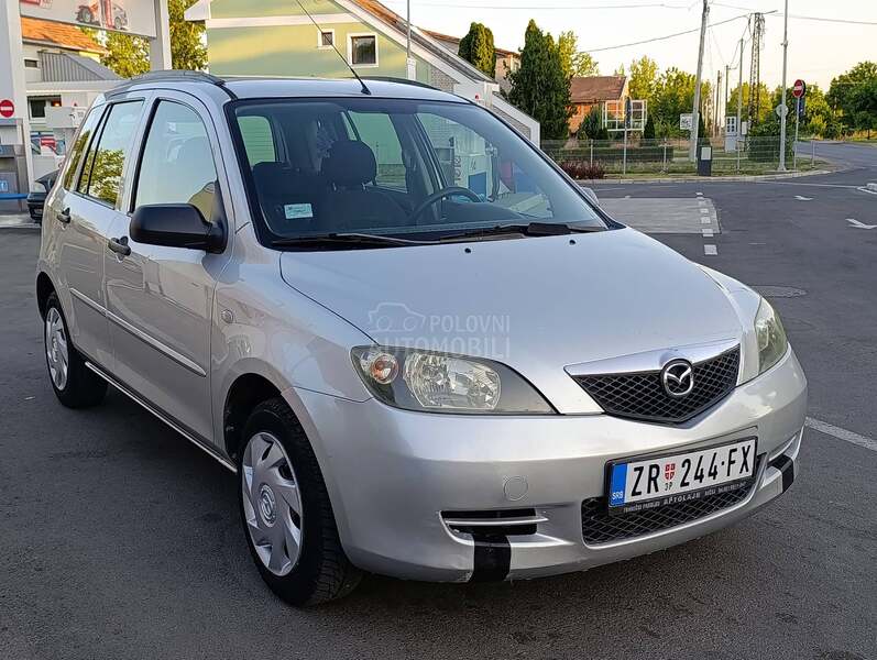 Mazda 2 
