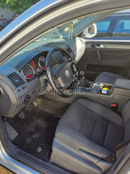 Volkswagen Touareg 2.5 TDI