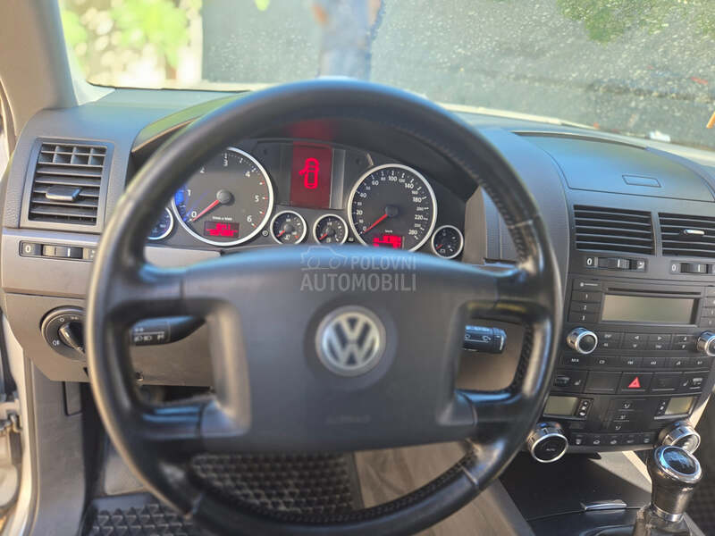Volkswagen Touareg 2.5 TDI