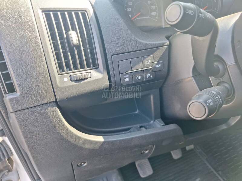 Peugeot Boxer 2.2 HDI/Opis