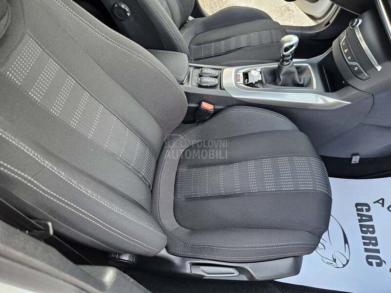 Peugeot 308 ALLURE xen/nav/pan