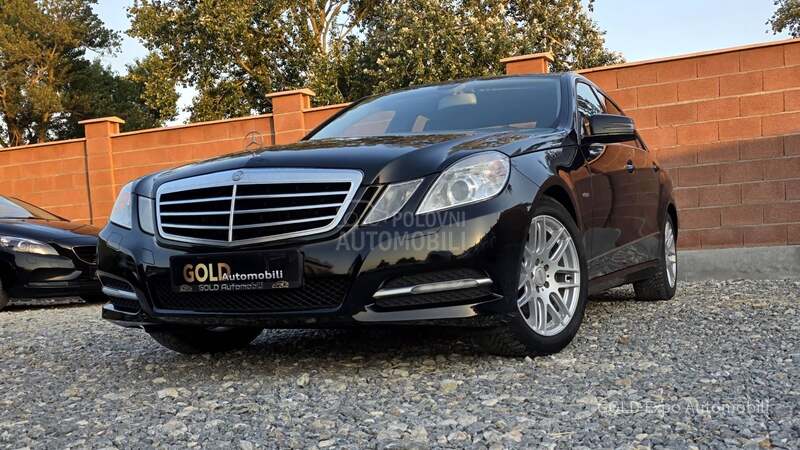 Mercedes Benz E 220 2.1 CDi AVANTGARD