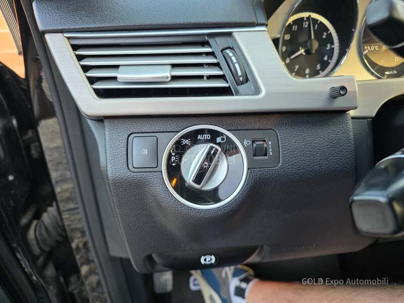 Mercedes Benz E 220 2.1 CDi AVANTGARD