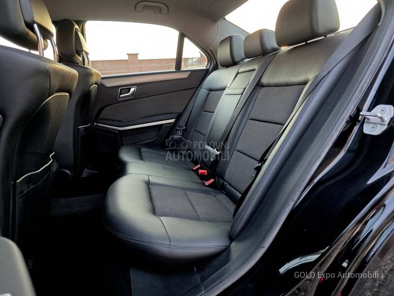 Mercedes Benz E 220 2.1 CDi AVANTGARD