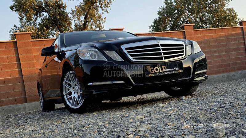 Mercedes Benz E 220 2.1 CDi AVANTGARD