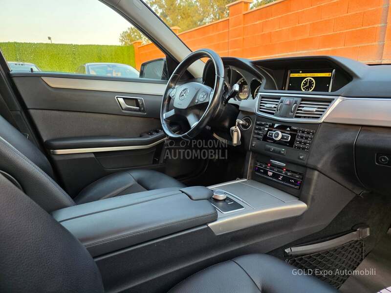 Mercedes Benz E 220 2.1 CDi AVANTGARD