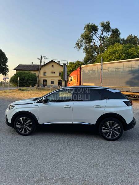 Peugeot 3008 1.6HDI/GT-LINE/PERLA