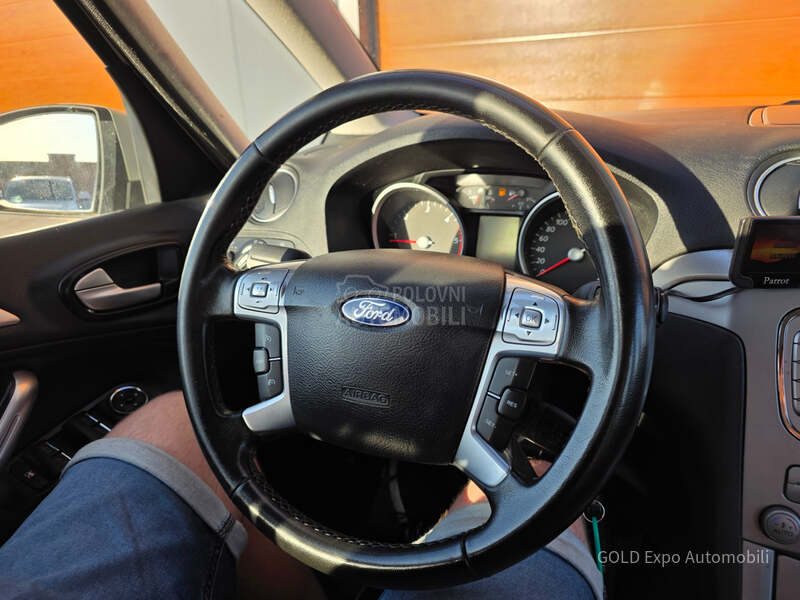 Ford Galaxy 2.0 TDCi 7 FAMILY