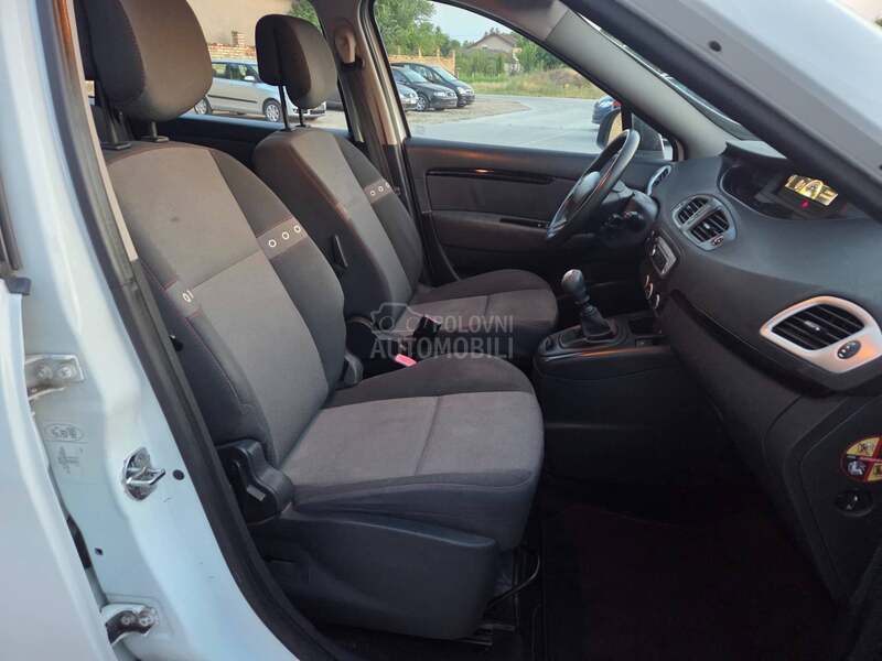 Renault Grand Scenic 1.2TCe  ACTIVE
