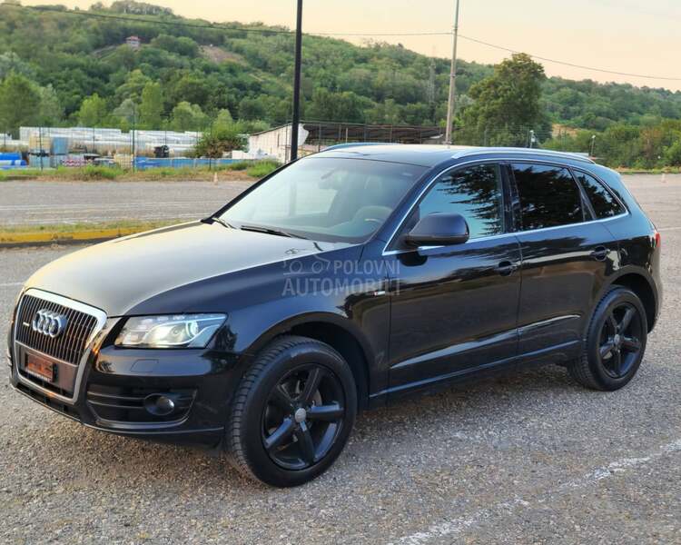 Audi Q5 2.0 tdi s-line.CH
