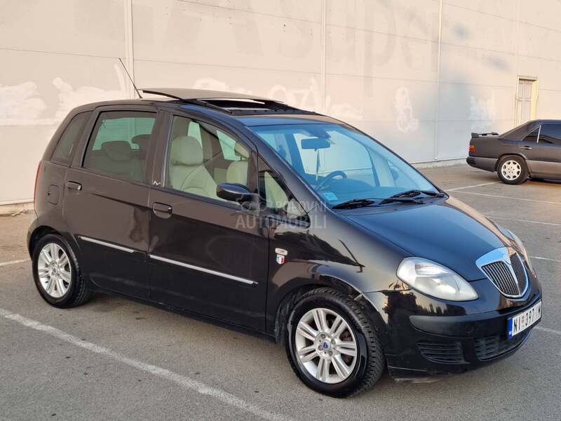 Lancia Musa 1.4b BESPREKORAN
