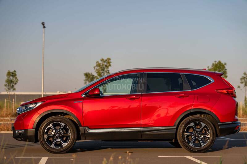 Honda CR-V 2.0/CVT/hybrid/pano