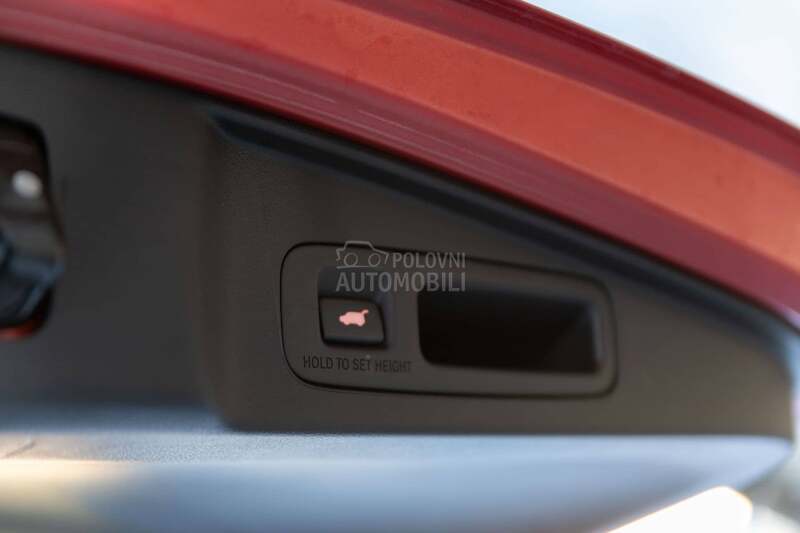 Honda CR-V 2.0/CVT/hybrid/pano