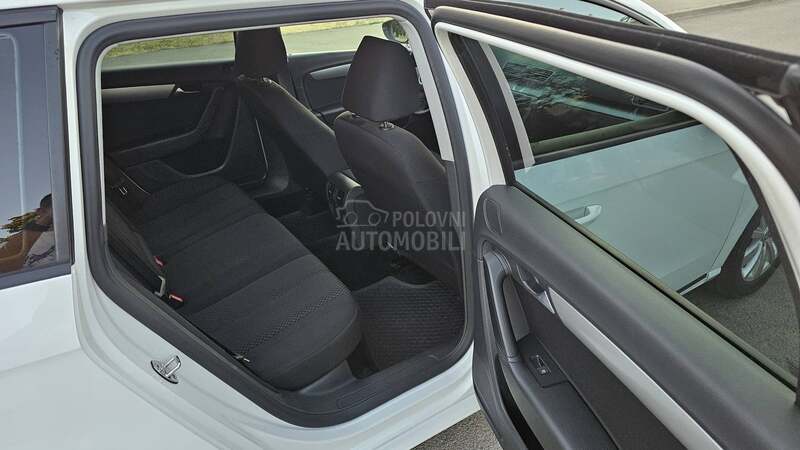 Volkswagen Passat B7 2.0 TDI bluemotion