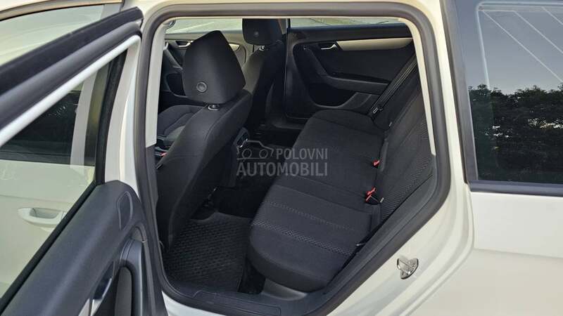 Volkswagen Passat B7 2.0 TDI bluemotion