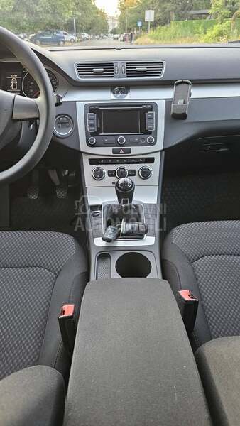 Volkswagen Passat B7 2.0 TDI bluemotion