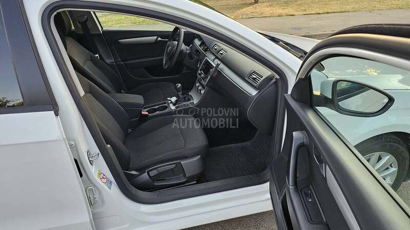 Volkswagen Passat B7 2.0 TDI bluemotion