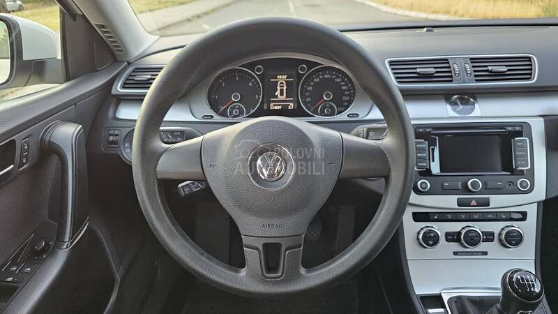 Volkswagen Passat B7 2.0 TDI bluemotion