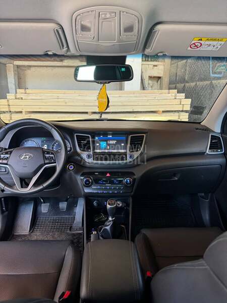 Hyundai Tucson 1.7 CRDI IMPRESSION