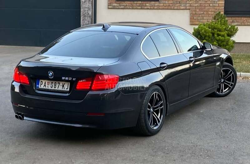 BMW 520 AUTOM. / LED