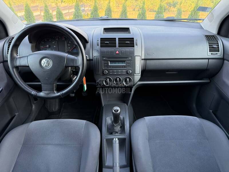 Volkswagen Polo 1.4 COMFORTLINE