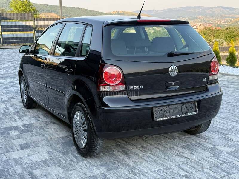 Volkswagen Polo 1.4 COMFORTLINE