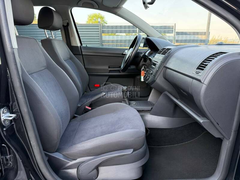 Volkswagen Polo 1.4 COMFORTLINE